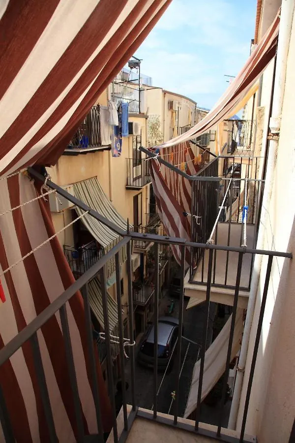 Case Gabbiano Cefalu Italy